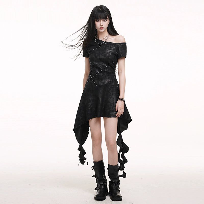 Ghost Girl Irregular Slanted Shoulder Dress